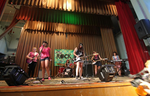 fülmonitor felhasználó fülmonitor felhasználó